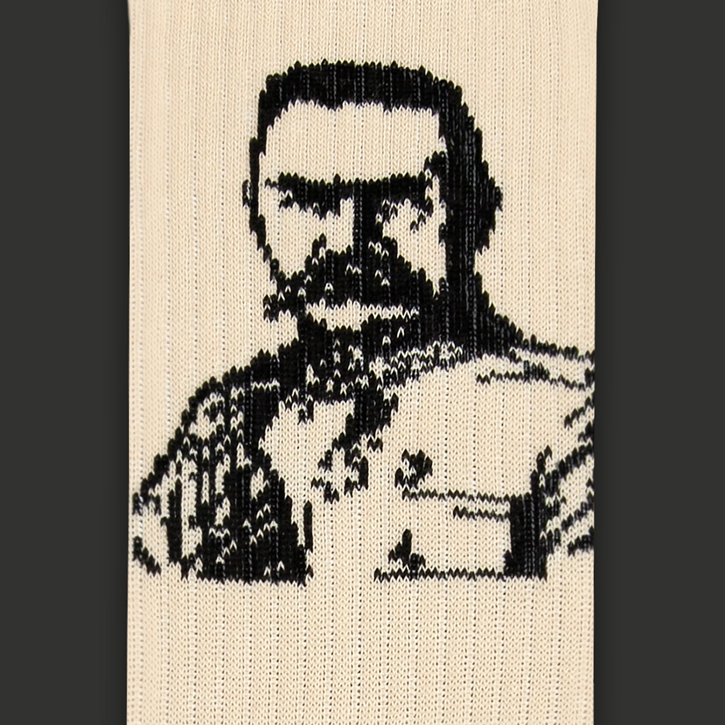 beżowe skarpetki Piłsudski