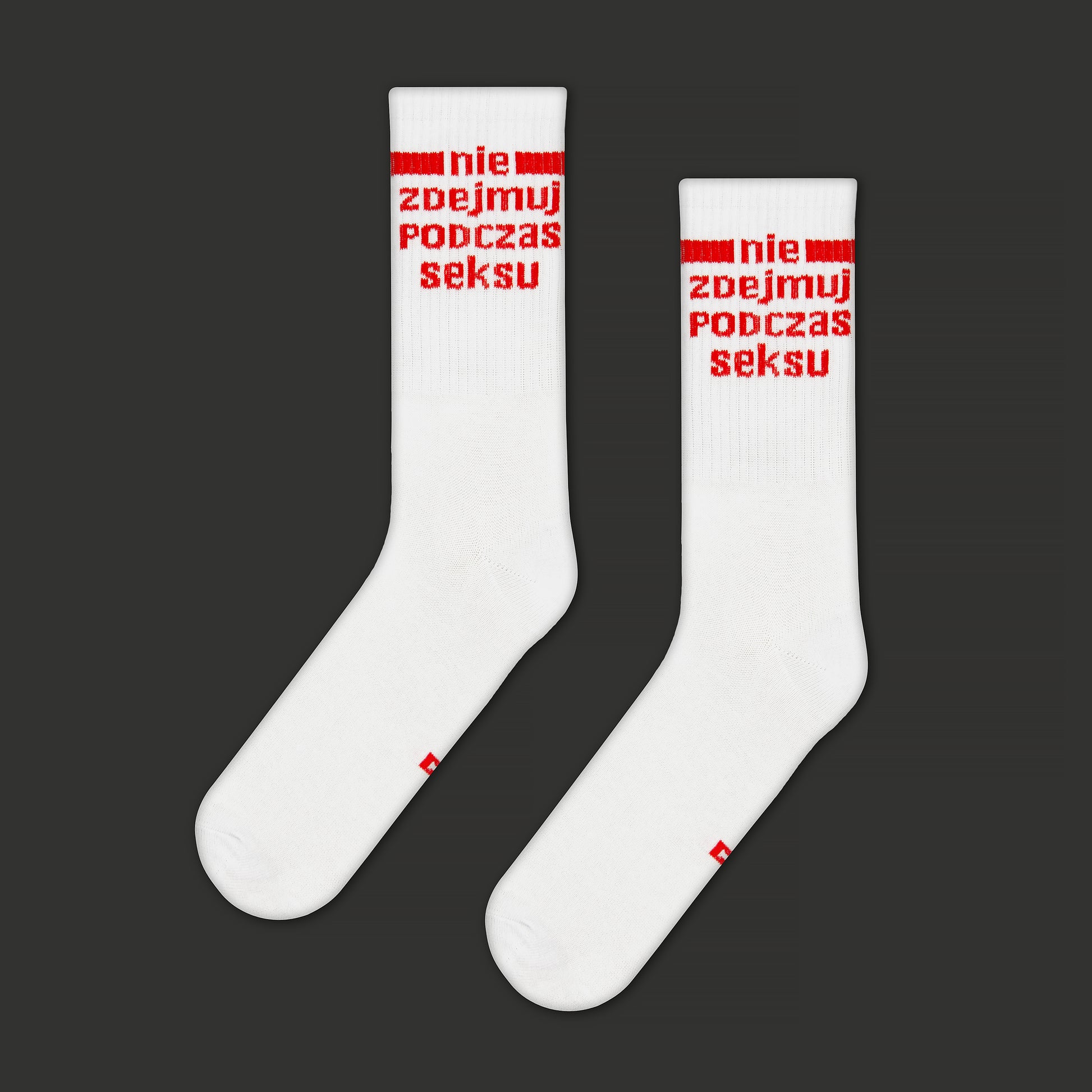 białe skarpetki nie zdejmuj podczas seksu CECH